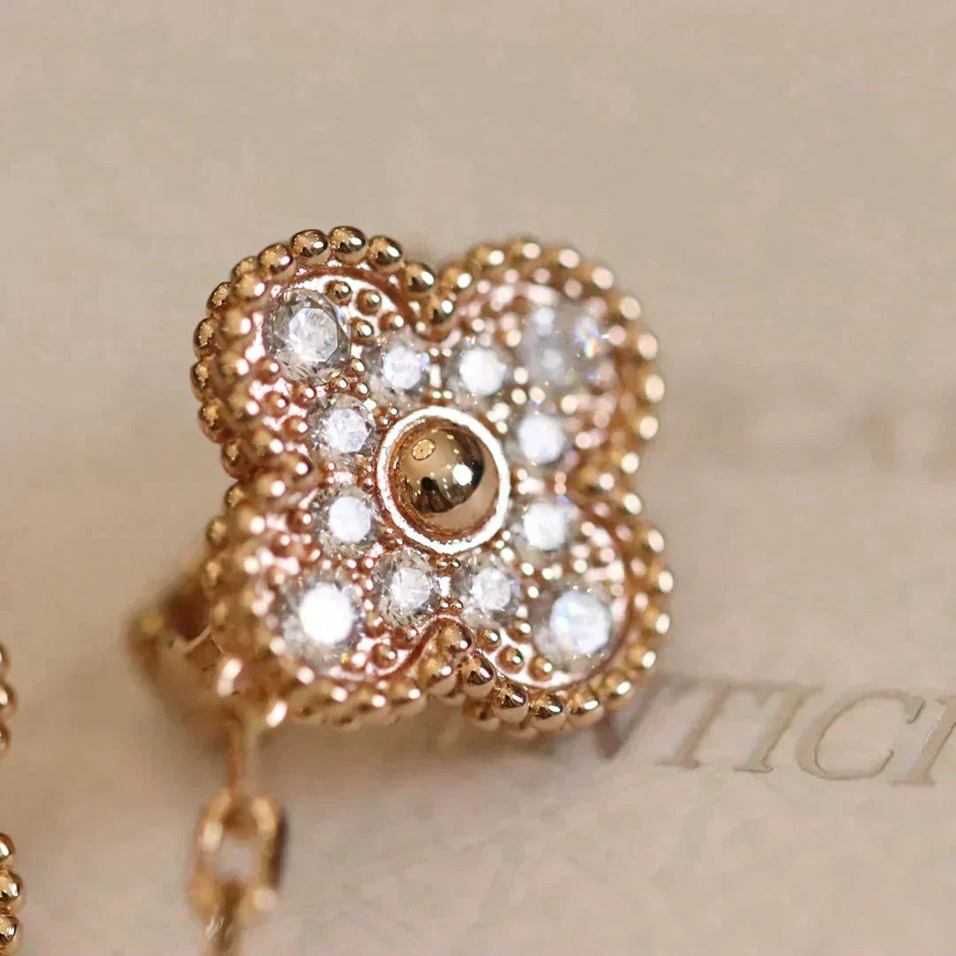 [Windsor Jewelry]CLOVER MEDIUM 1 MOTIFS FUll DIAMOND EARRINGS