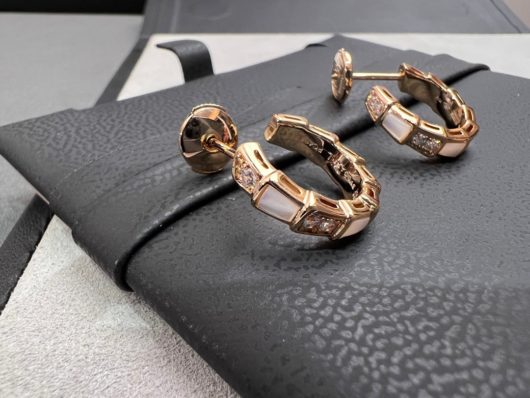 [Windsor Jewelry]SERPENTI MOP PINK GOLD EARRINGS