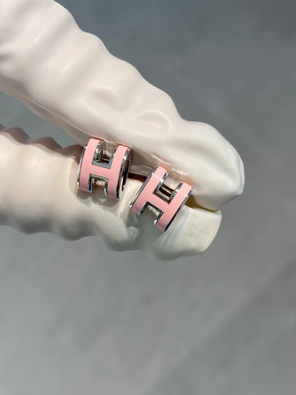 [Windsor Jewelry]MINI POP H SILVER EARRINGS PINK