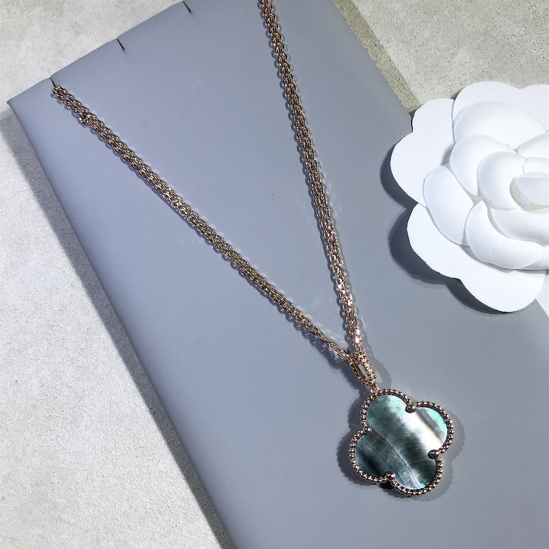 [Windsor Jewelry]CLOVER 25MM GOLD DARK MOP BIG CLOVER NECKLACE
