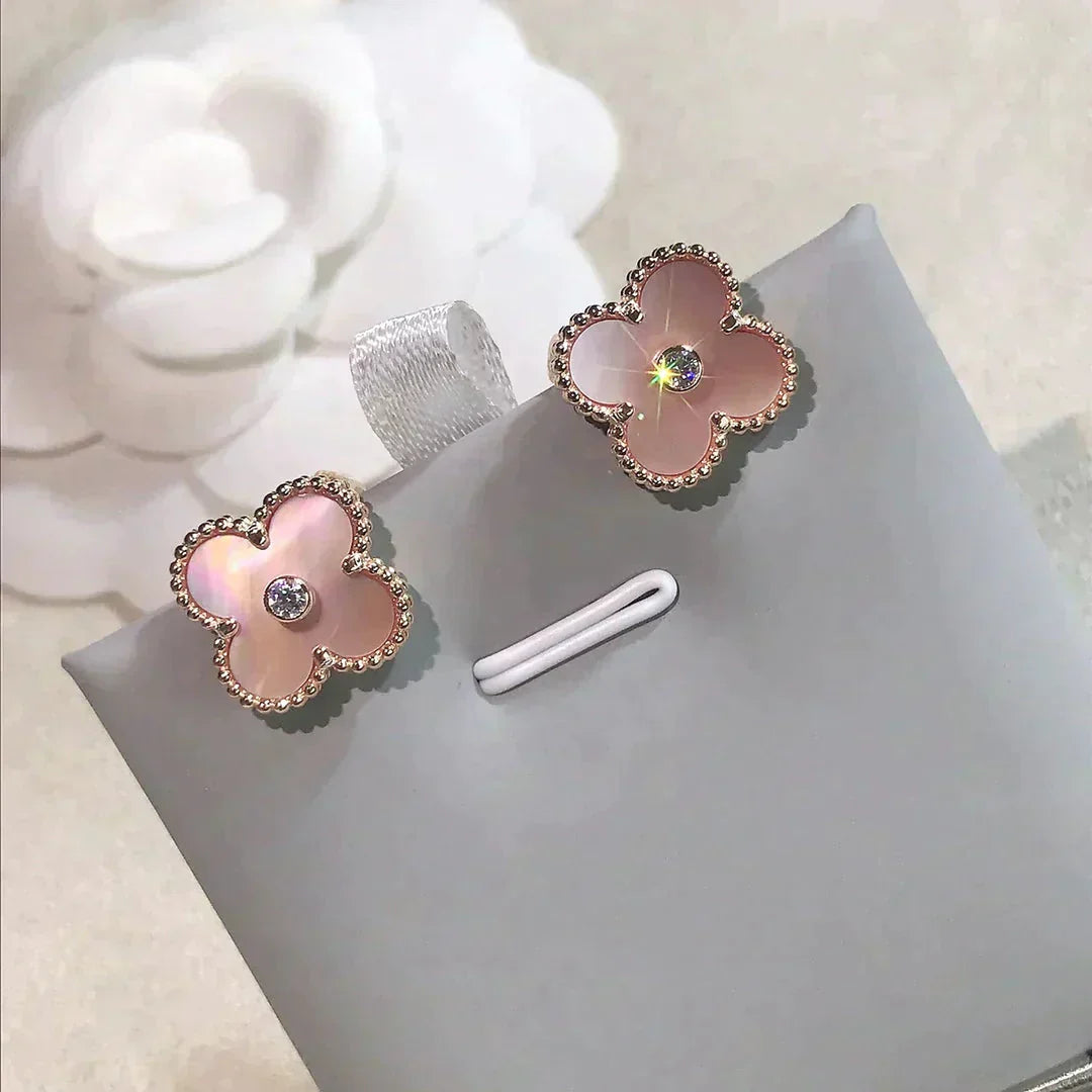 [Windsor Jewelry]CLOVER MEDIUM 1 MOTIFS  PINK MOP DIAMOND EARRINGS