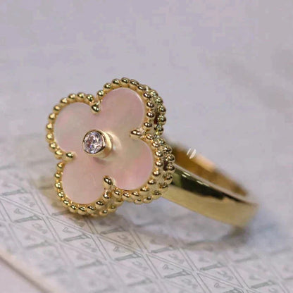 [Windsor Jewelry]CLOVER PINK MOP RING GOLD DIAMOND
