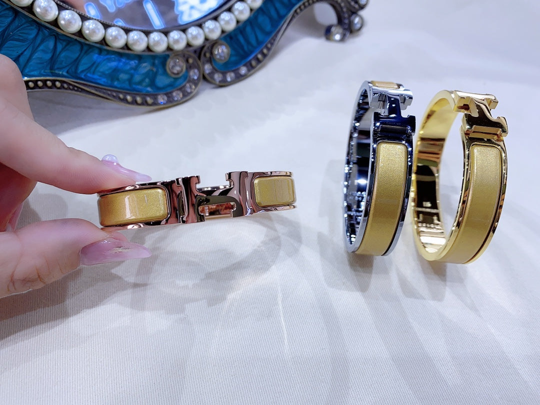 [Windsor Jewelry]H CHAMPAGNE BRACELET