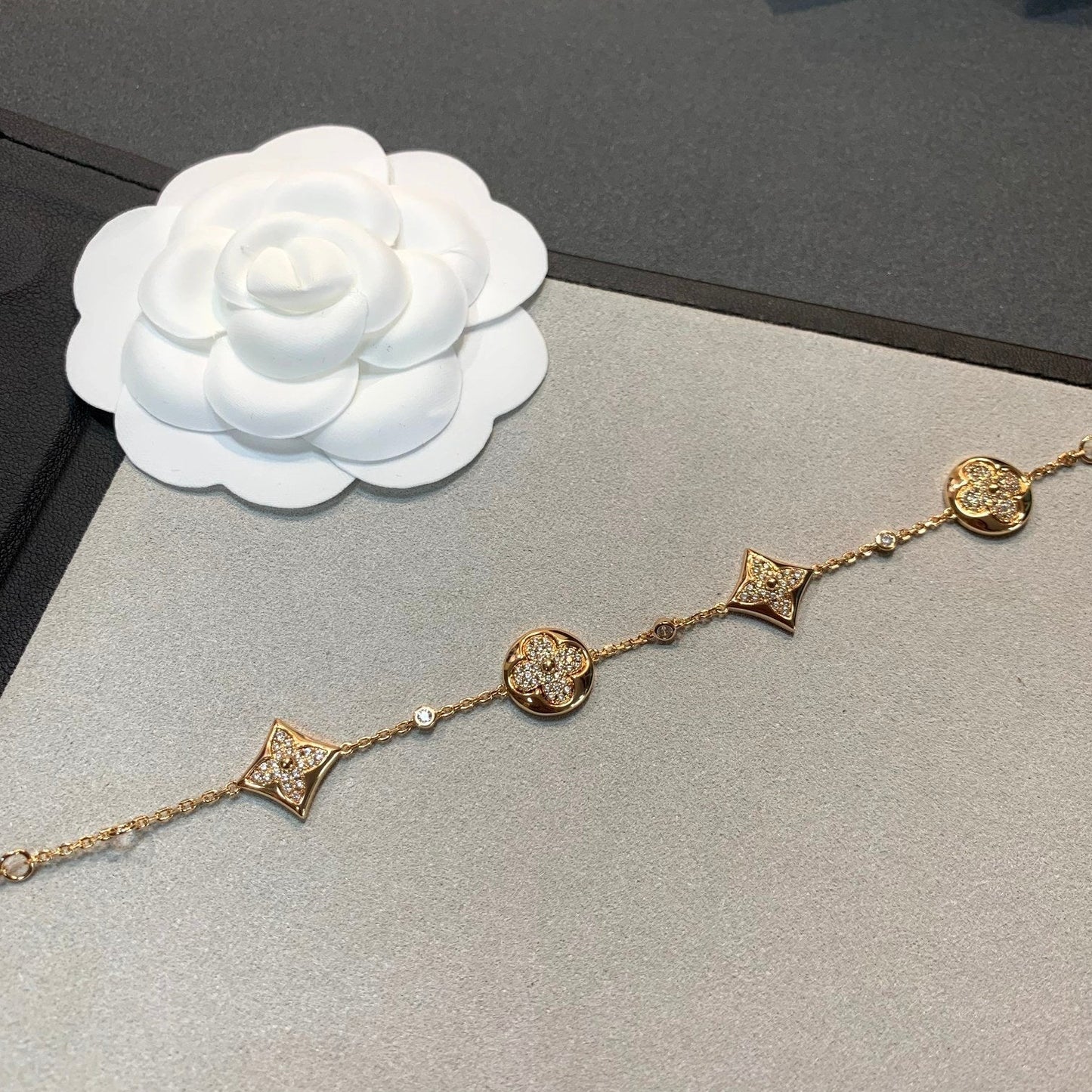 [Windsor Jewelry]STAR AND SUN 4 MOTIFS GOLD DIAMONDS BRACELET