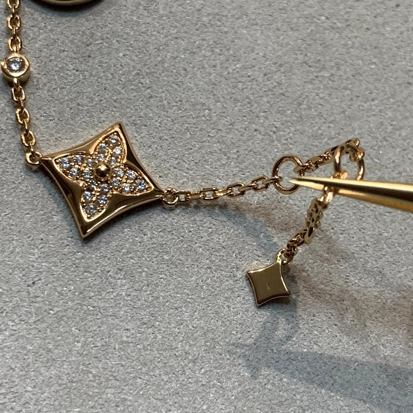 [Windsor Jewelry]STAR AND SUN 4 MOTIFS GOLD DIAMONDS BRACELET