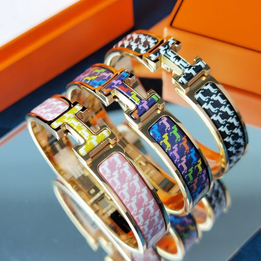 [Windsor Jewelry]H HORSE BRACELET 12MM