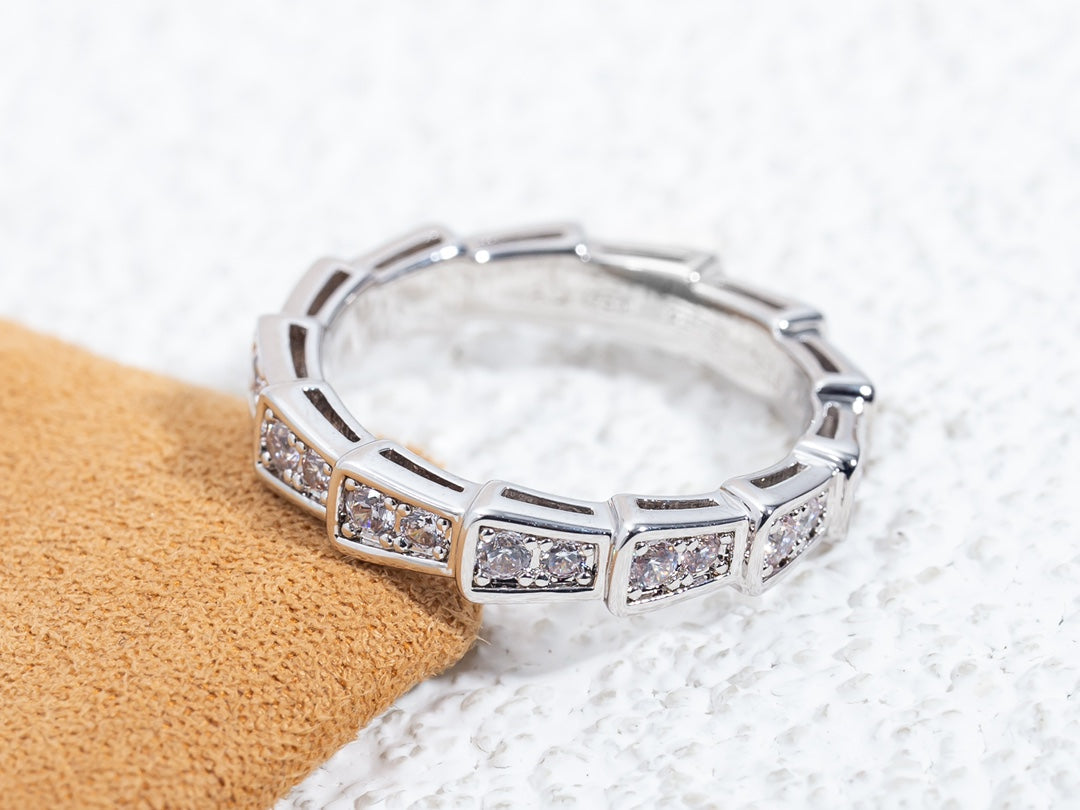 [Windsor Jewelry]SERPENTI RING SILVER DIAMOND PAVED 3MM