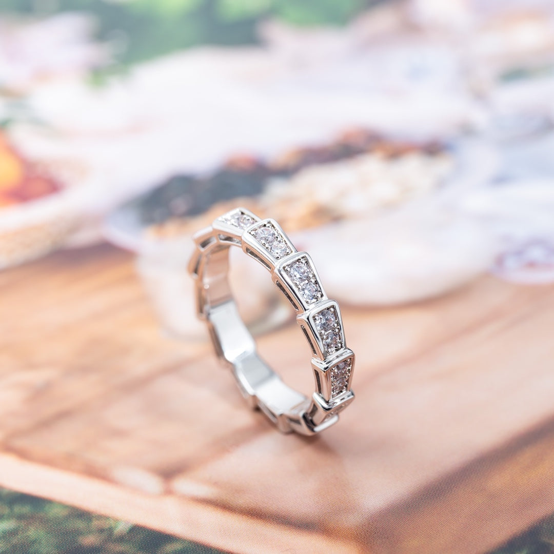 [Windsor Jewelry]SERPENTI RING SILVER DIAMOND PAVED 3MM