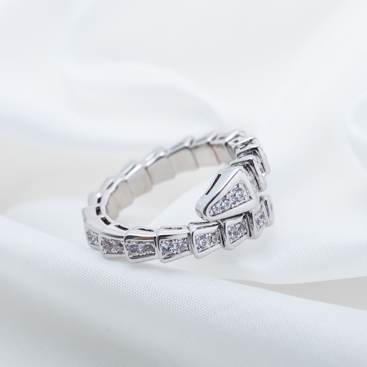 [Windsor Jewelry]SERPENTI RING SILVER DIAMOND PAVED 4MM