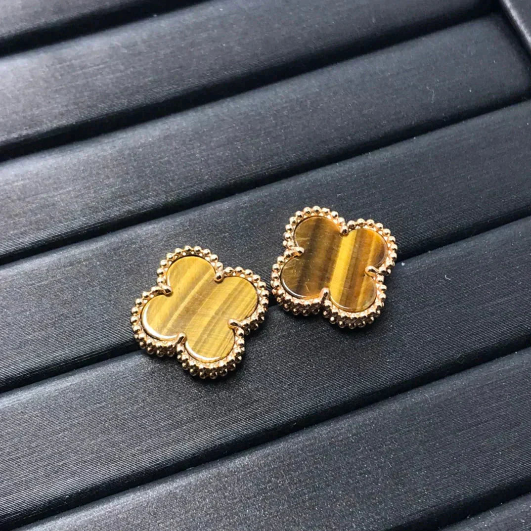 [Windsor Jewelry]CLOVER MEDIUM 1 MOTIFS TIGER EYE EARRINGS