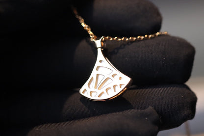 [Windsor Jewelry]DREAM NECKLACE WHITE MOP PINK GOLD 1 DIAMOND