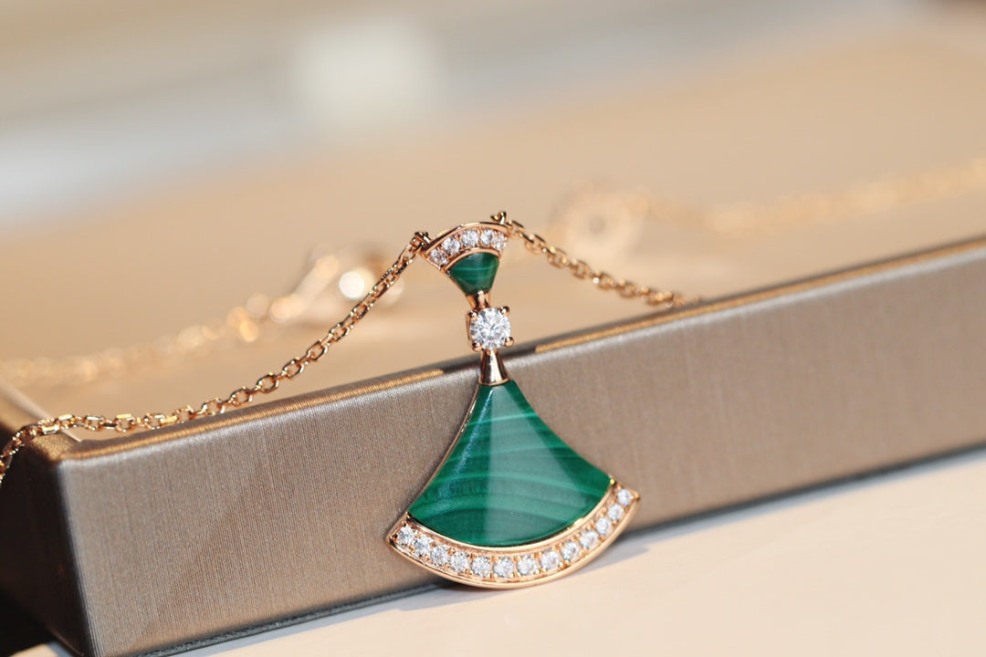 [Windsor Jewelry]DREAM NECKLACE MALACHITE DIAMOND