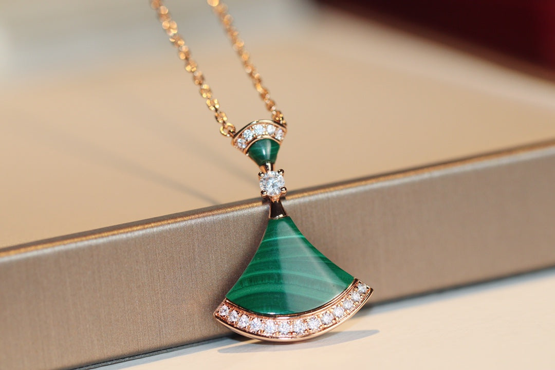 [Windsor Jewelry]DREAM NECKLACE MALACHITE DIAMOND