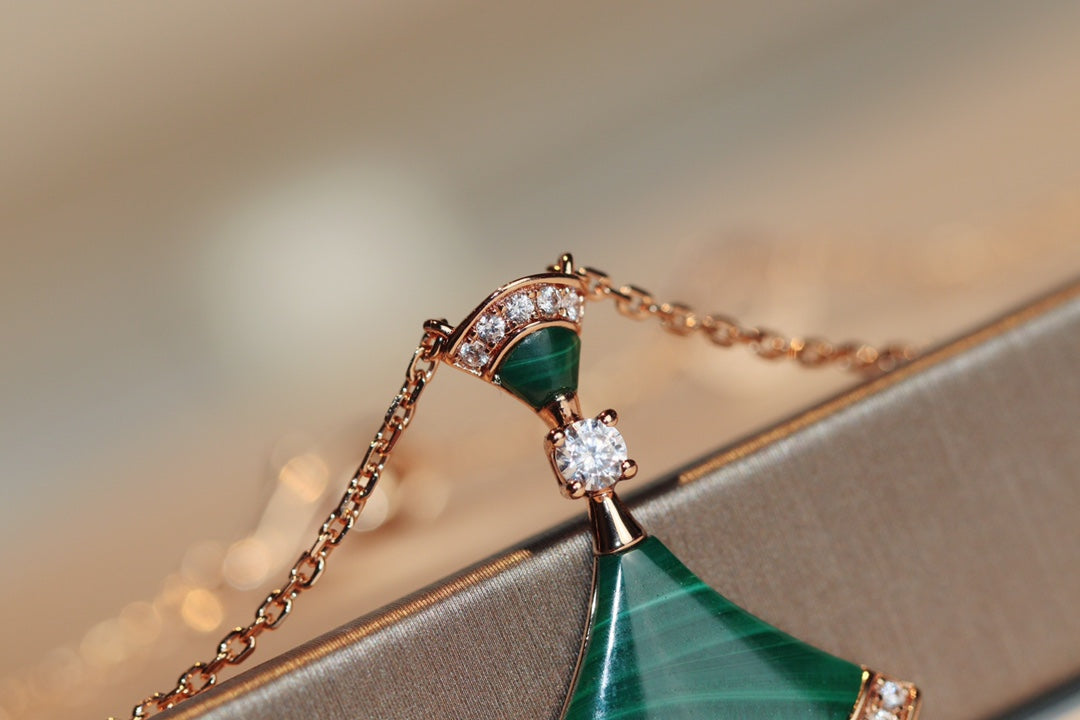 [Windsor Jewelry]DREAM NECKLACE MALACHITE DIAMOND
