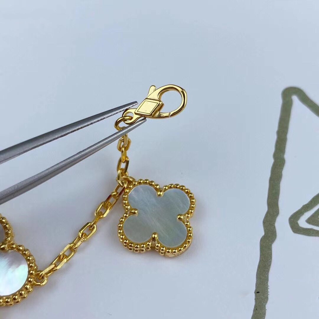 [Windsor Jewelry]MAGIC CLOVER MOP GOLD BRACELET 5 MOTIFS