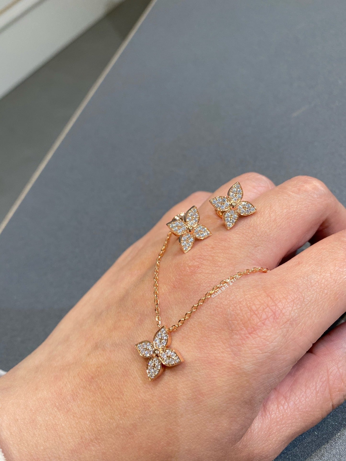 [Windsor Jewelry]STAR DIAMOND NECKALCE