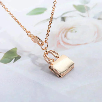 [Windsor Jewelry]AMULETTE PEDANT ROSE GOLD NECKLACE