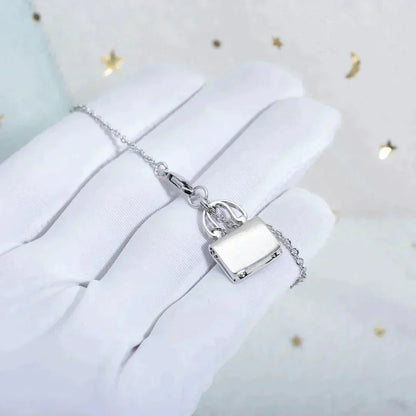 [Windsor Jewelry]AMULETTE PEDANT SILVER NECKLACE