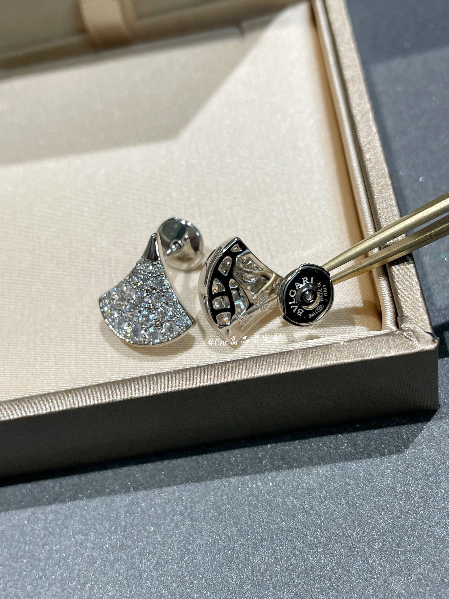 [Windsor Jewelry]DREAM STUD EARRINGS DIAMOND