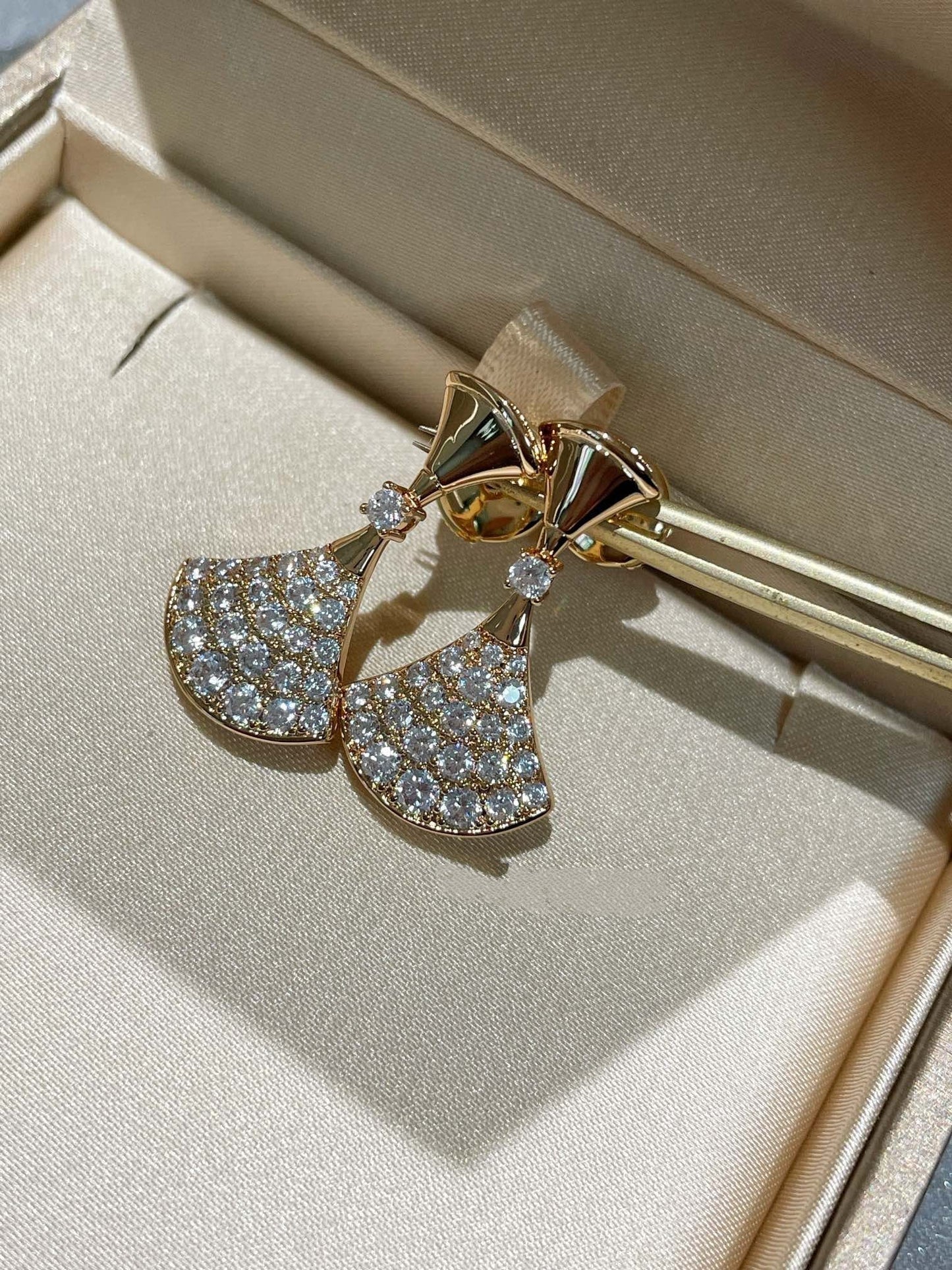 [Windsor Jewelry]DREAM EARRINGS DIAMOND