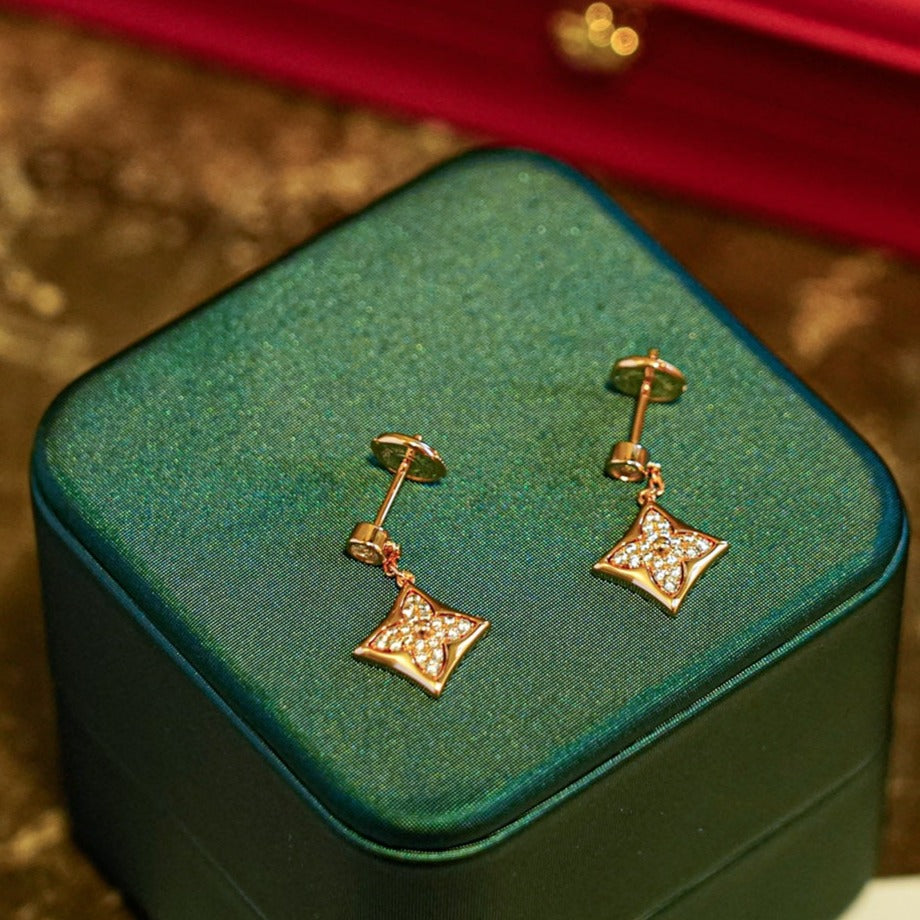 [Windsor Jewelry]STAR DIAMONDS EARRINGS GOLD