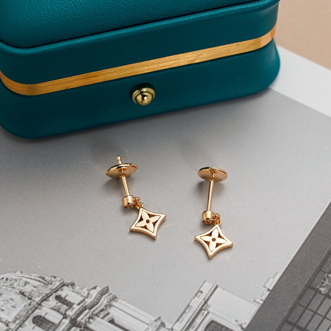 [Windsor Jewelry]STAR EARRINGS GOLD