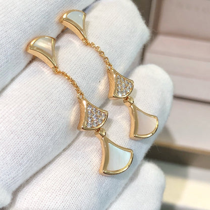 [Windsor Jewelry]DREAM EARRINGS 3 MOTIFS DIAMOND MOP PINK GOLD