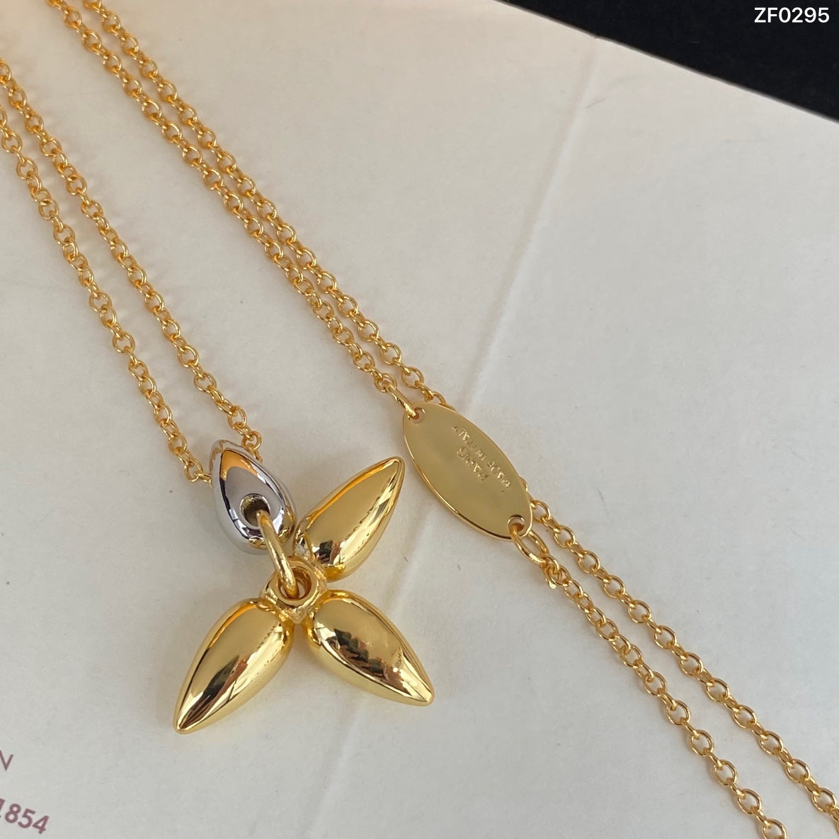 [Windsor Jewelry]LOUISETTE PEDANT GOLD NECKLACE