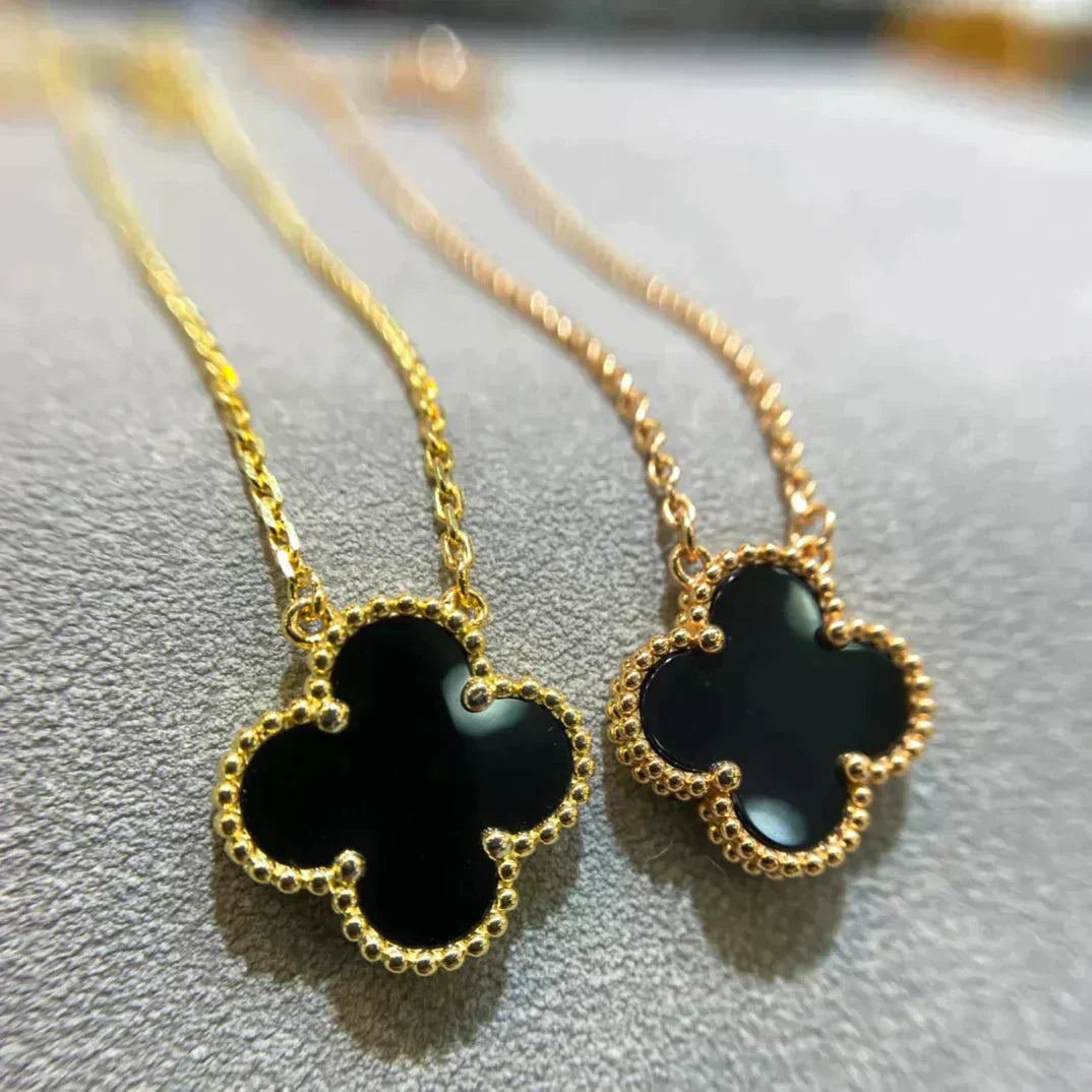 [Windsor Jewelry]CLOVER 15MM BLACK ONYX SINGLE FLOWER NECKLACE