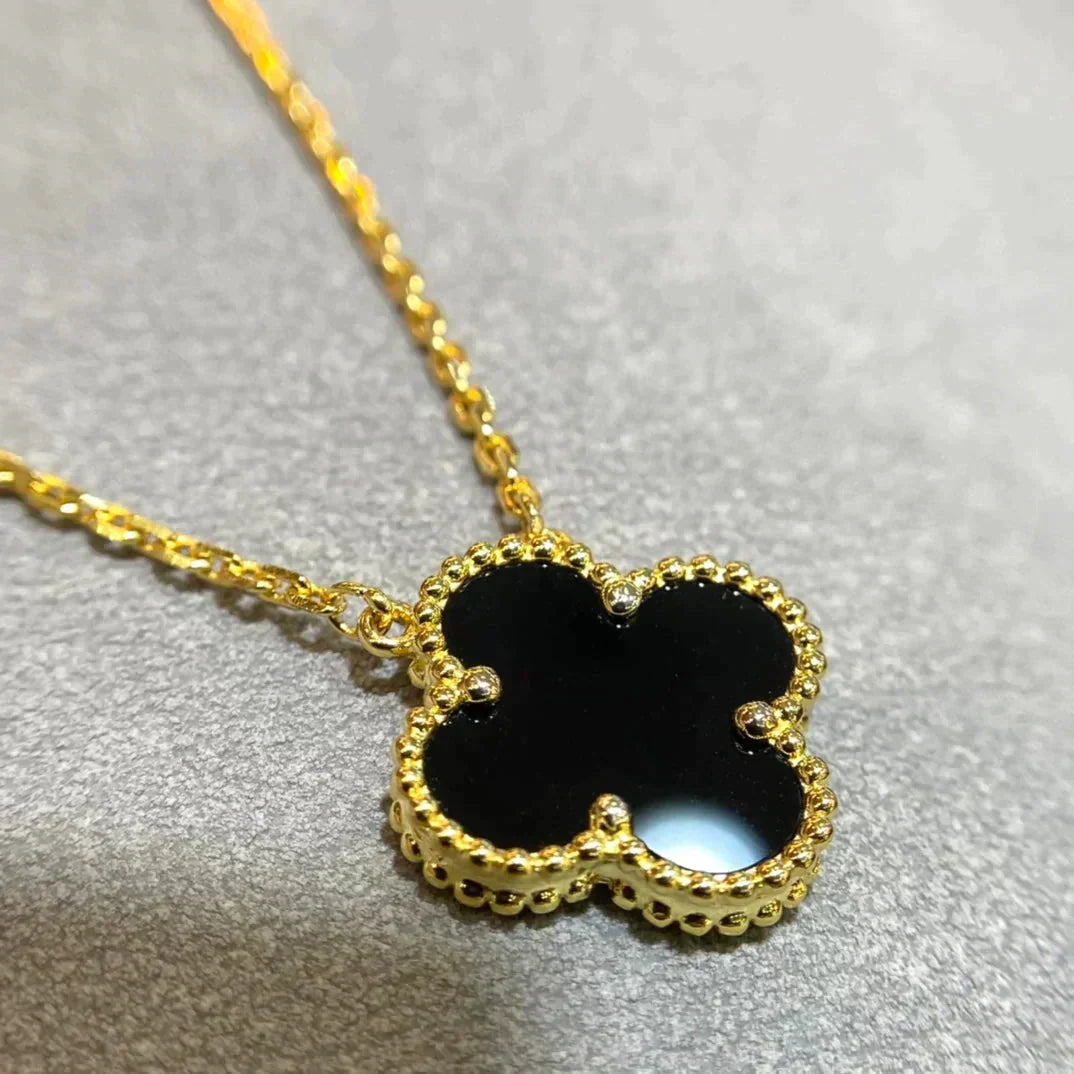 [Windsor Jewelry]CLOVER 15MM BLACK ONYX SINGLE FLOWER NECKLACE