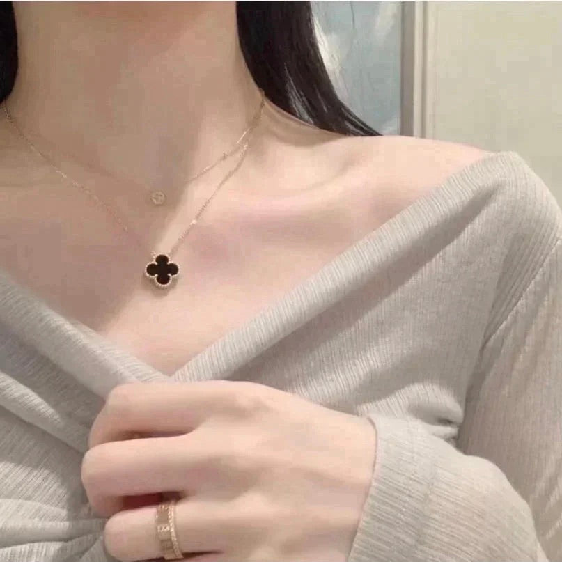 [Windsor Jewelry]CLOVER 15MM BLACK ONYX SINGLE FLOWER NECKLACE