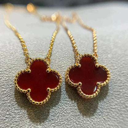 [Windsor Jewelry]CLOVER 15MM CARNELIAN SINGLE FLOWER NECKLACE