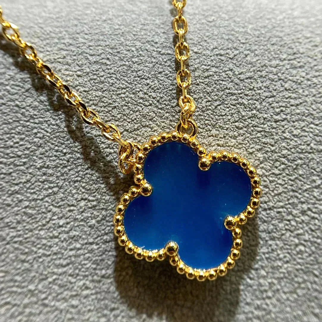 [Windsor Jewelry]CLOVER 15MM BLUE AGATE NECKLACE