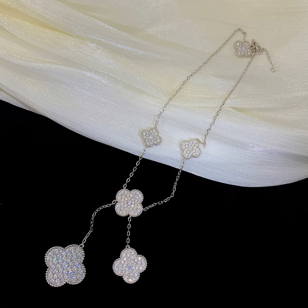 [Windsor Jewelry]CLOVER 5 MOTIFS SILVER DIAMONDS NECKLACE