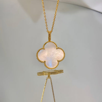 [Windsor Jewelry]CLOVER 25MM MOP LARGE PENDANT NECKLACE