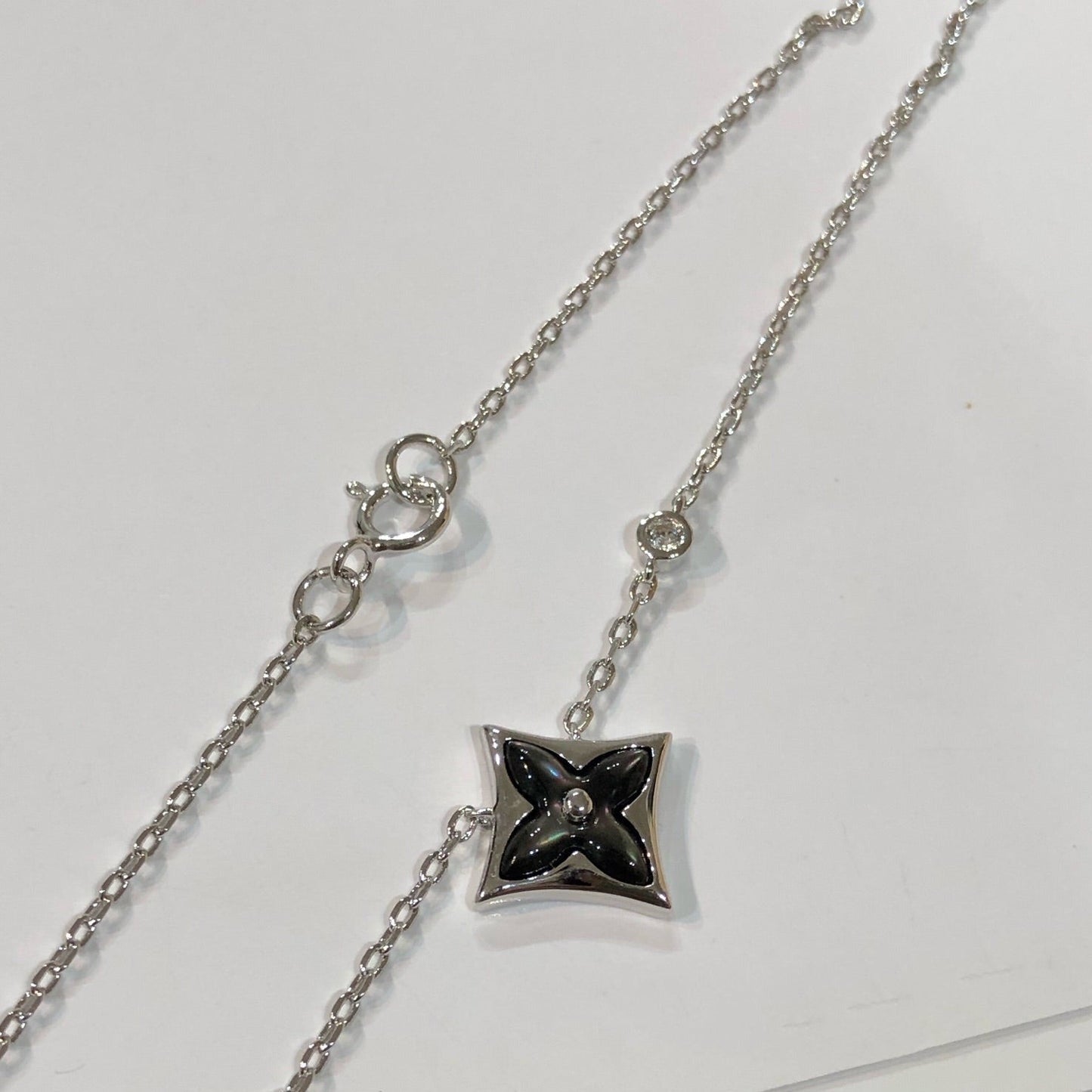 [Windsor Jewelry]STAR BLACK MOP NECKLACE