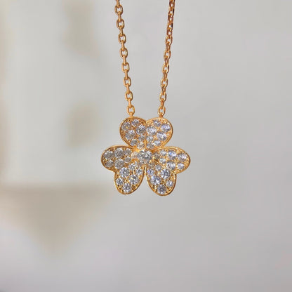 [Windsor Jewelry]FLOWER DIAMOND NECKLACE