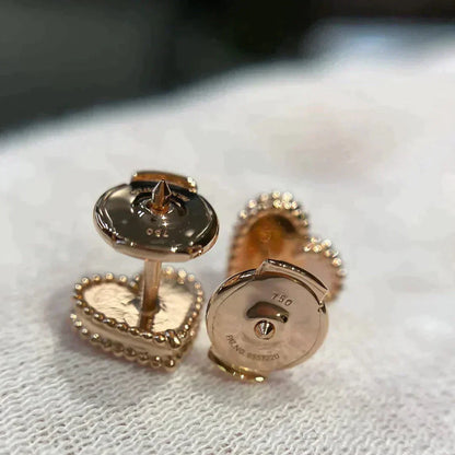 [Windsor Jewelry]HEART CARNELIAN STUD EARRINGS