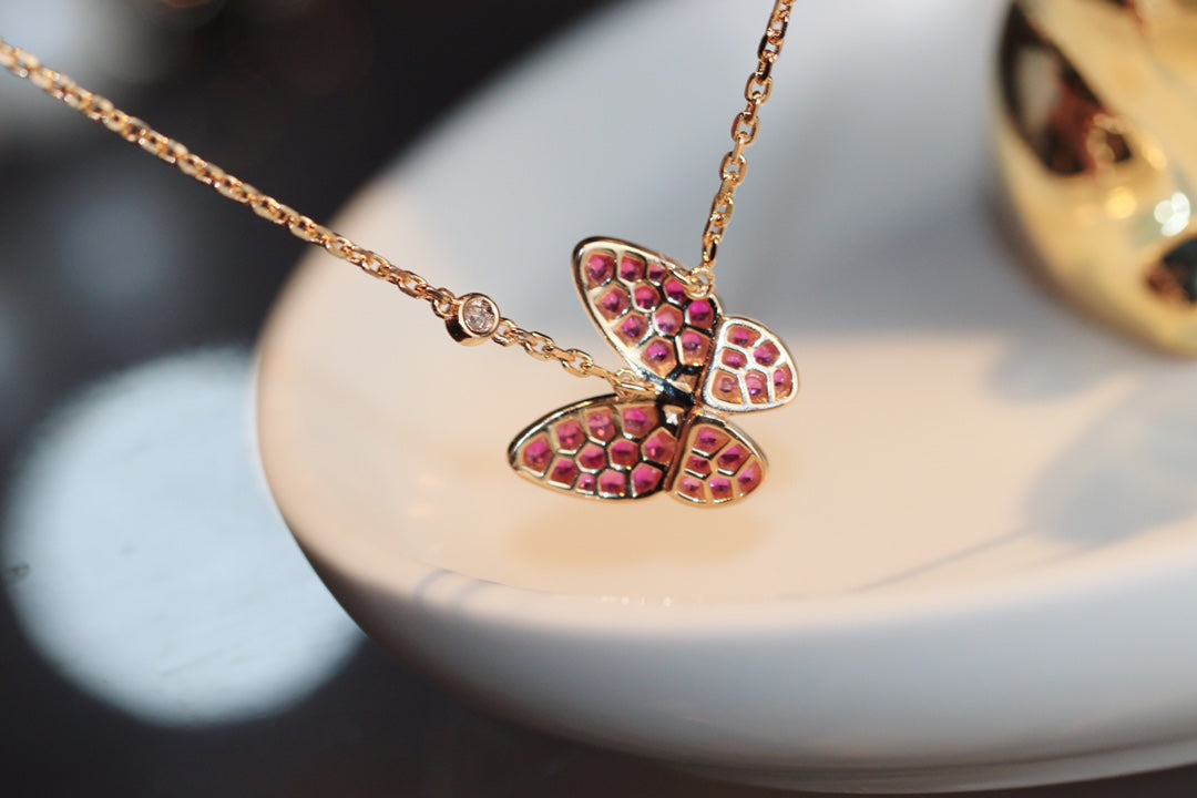 [Windsor Jewelry]BUTTERFLY RED DIAMOND ROSE GOLD NECKLACE