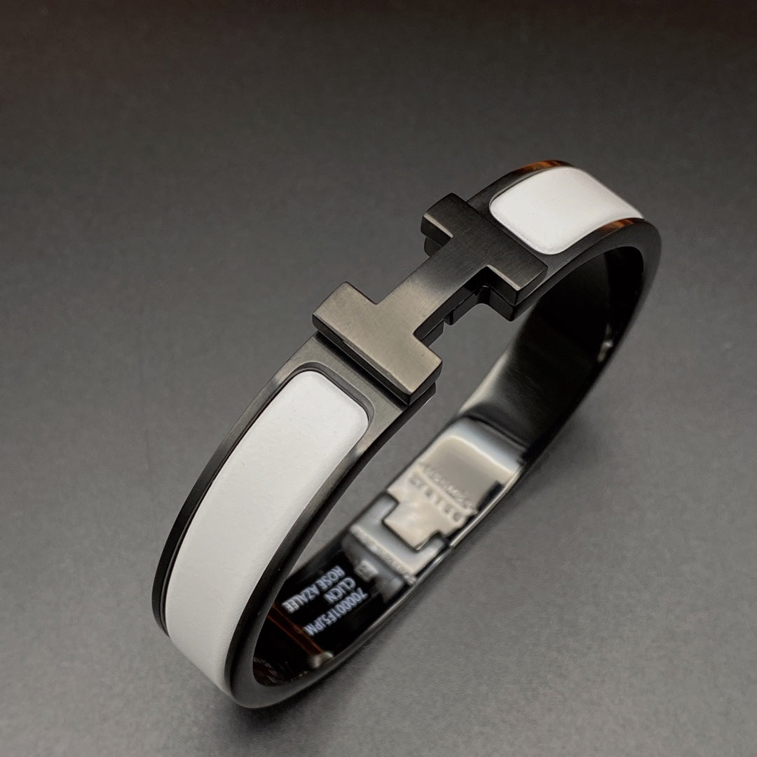 [Windsor Jewelry]H BRACELET 12MM BLACK WHITE CERAMIC