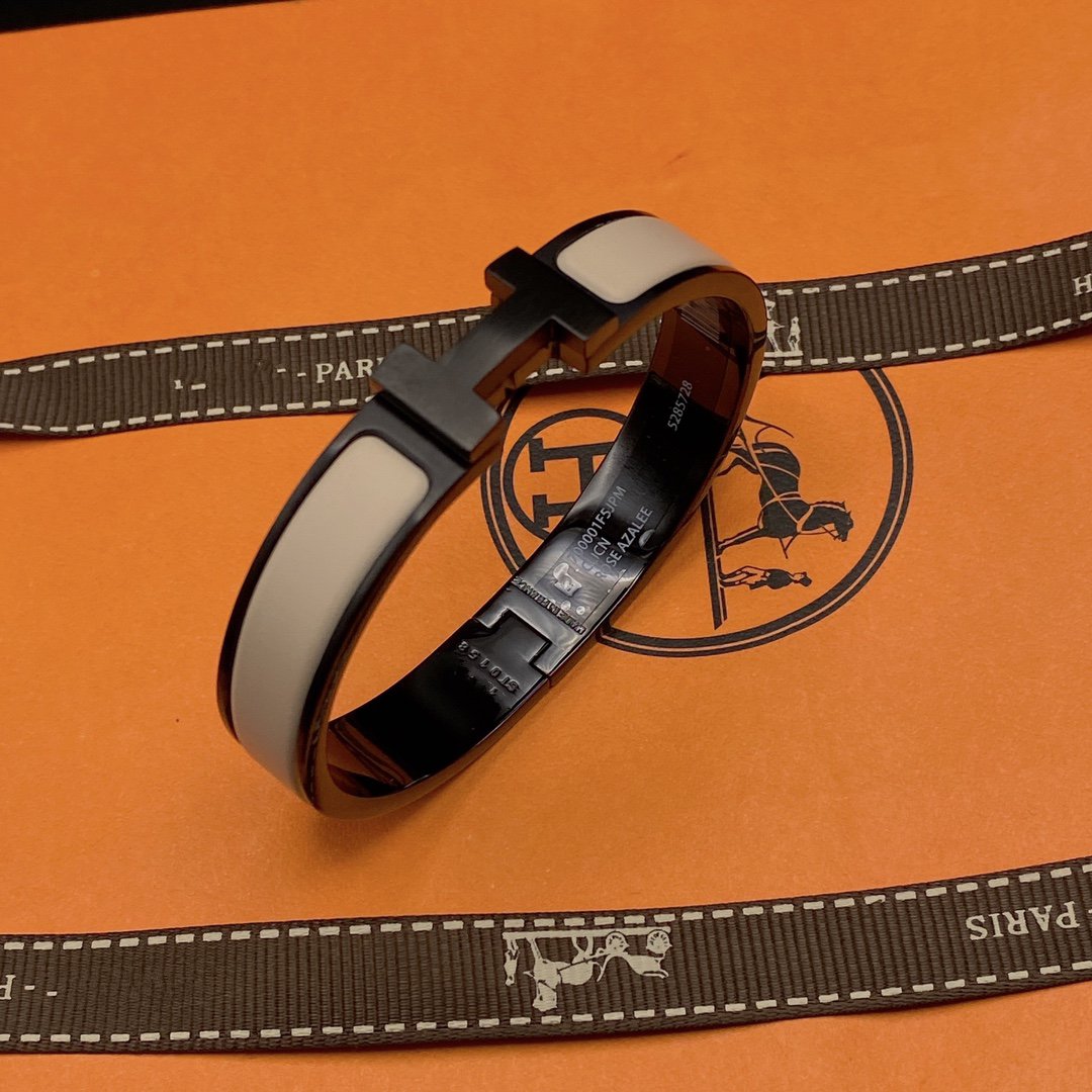 [Windsor Jewelry]H BRACELET 12MM BLACK BEIGE CERAMIC