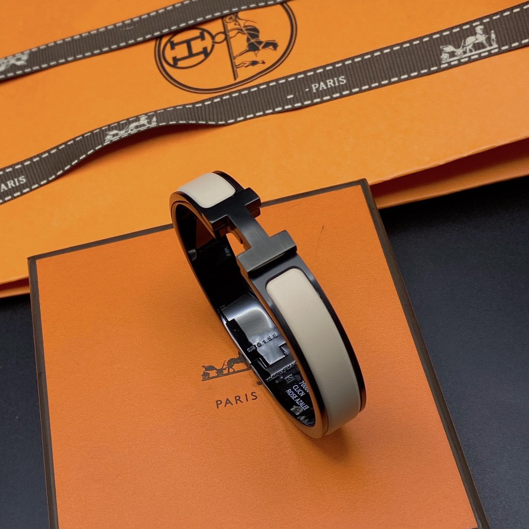 [Windsor Jewelry]H BRACELET 12MM BLACK BEIGE CERAMIC