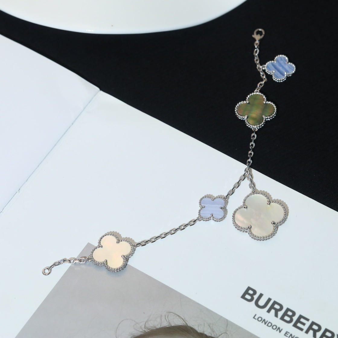 [Windsor Jewelry]CLOVER BRACELET 5 MOTIFS MOP CHALCEDONY SILVER