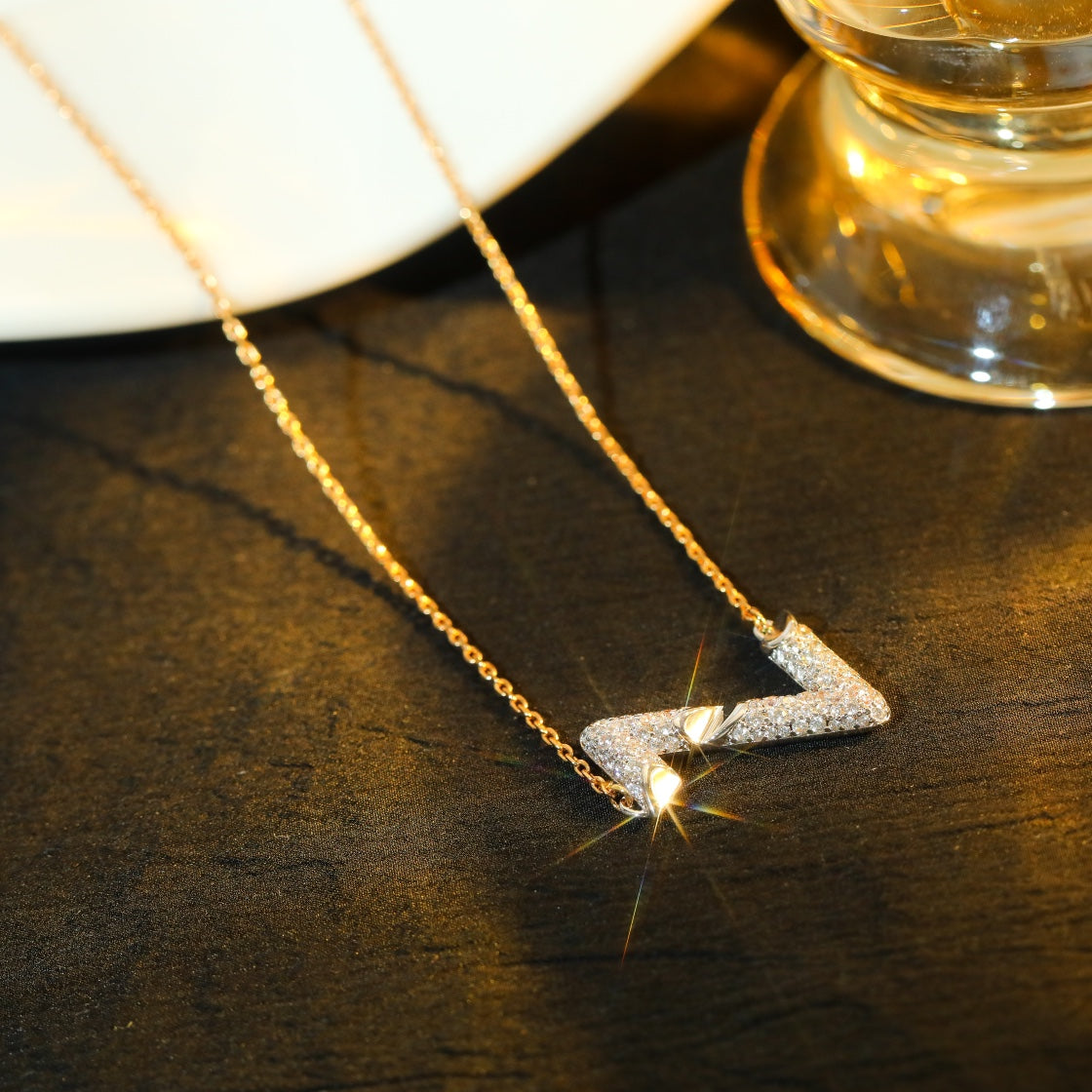[Windsor Jewelry]VOLT SILVER DIAMOND PEDANT NECKLACE