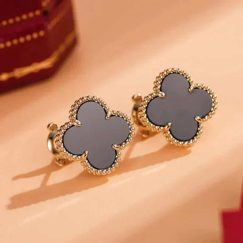 [Windsor Jewelry]CLOVER MEDIUM 1 MOTIFS  ONYX STUD EARRINGS