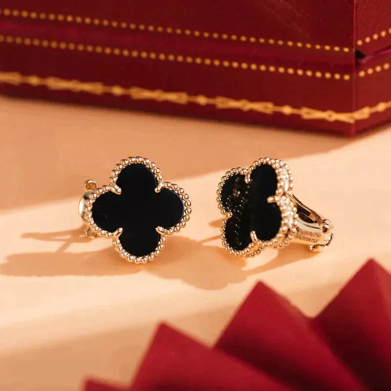 [Windsor Jewelry]CLOVER MEDIUM 1 MOTIFS  ONYX STUD EARRINGS