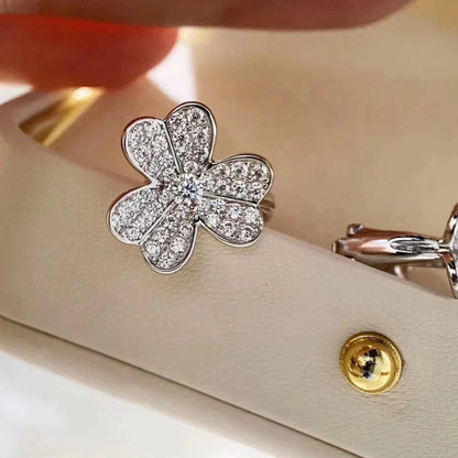 [Windsor Jewelry]CLOVER COMOS DIAMOND EARRINGS SILVER