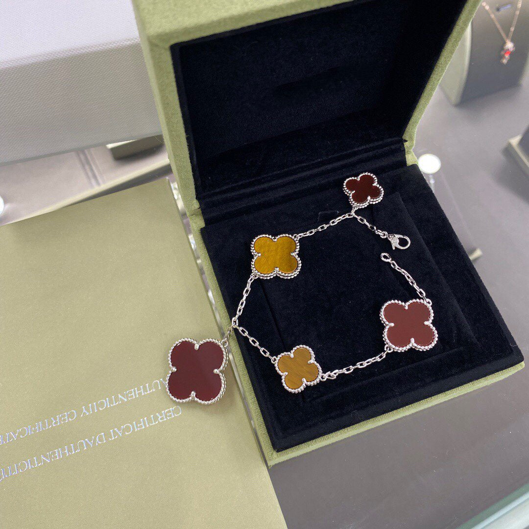 [Windsor Jewelry]CLOVER 5 MOTIFS SIVLER CARNELIAN TIGER EYE BRACELET