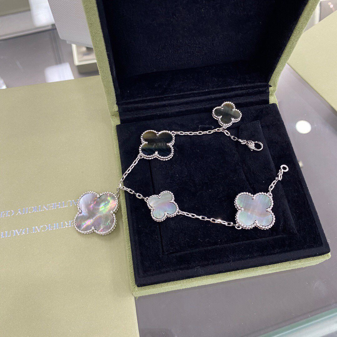 [Windsor Jewelry]CLOVER 5 MOTIFS SIVLER DARK MOP BRACELET