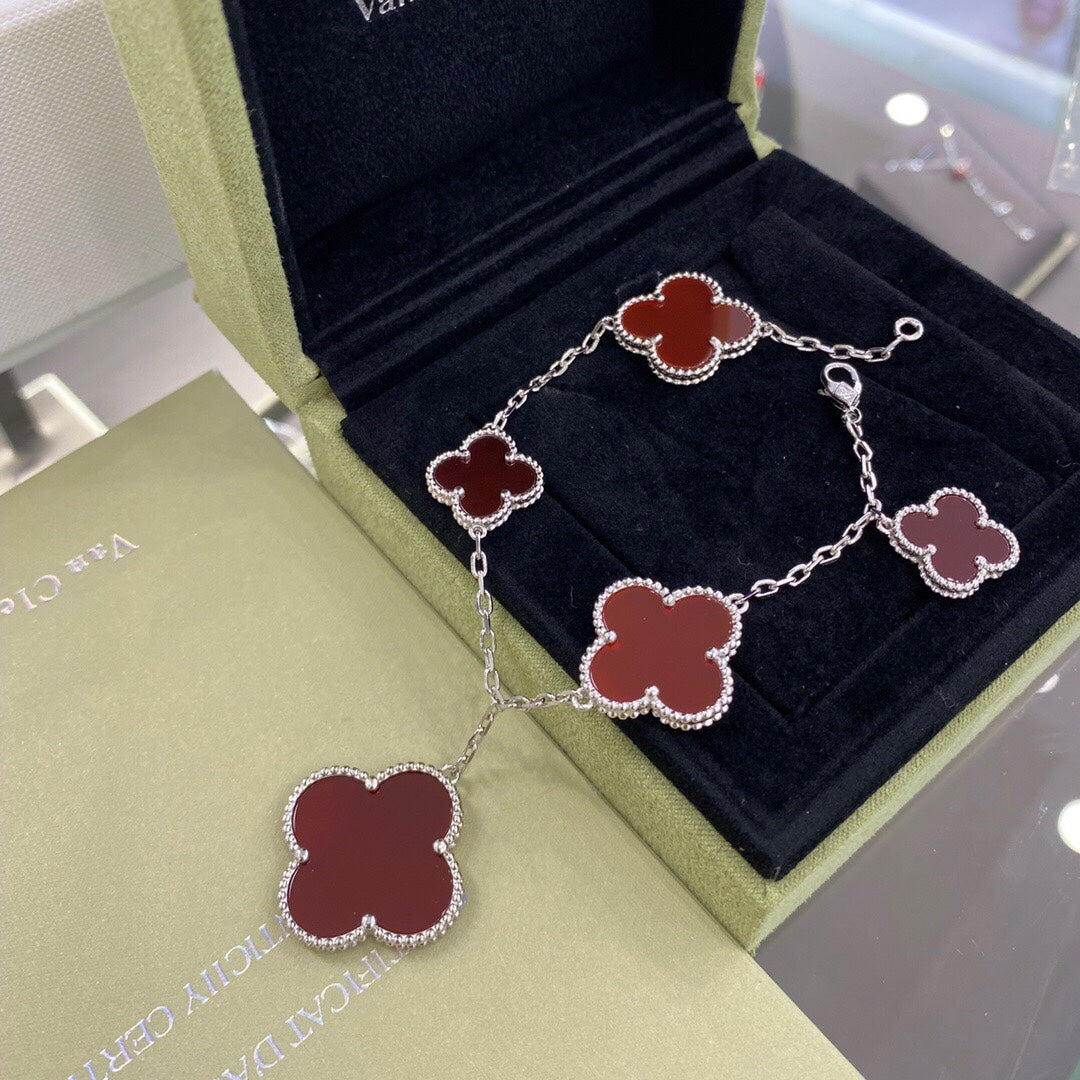 [Windsor Jewelry]CLOVER 5 MOTIFS SIVLER CARNELIAN BRACELET
